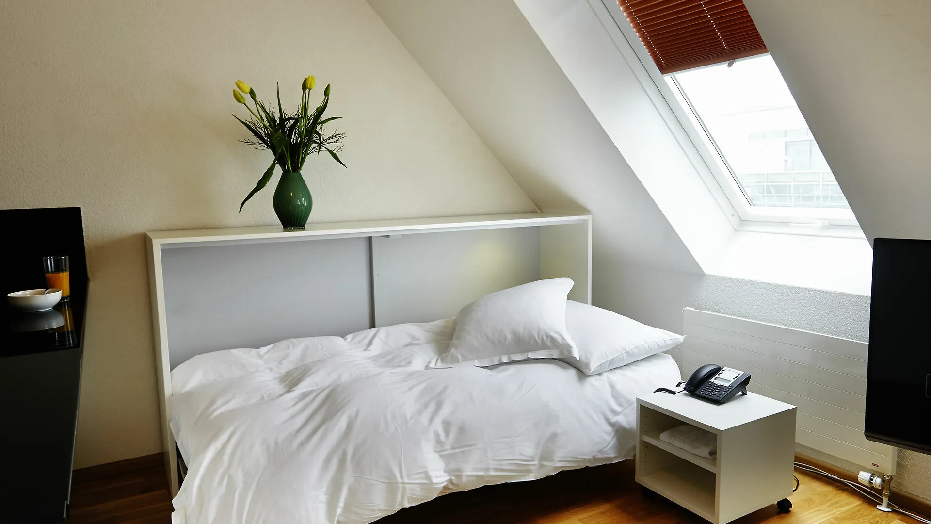 Residence Apartments By Hotel Du Commerce Basel Switzerland